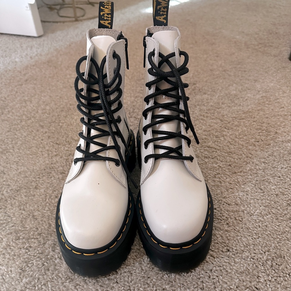 Doc Marten platform jadon